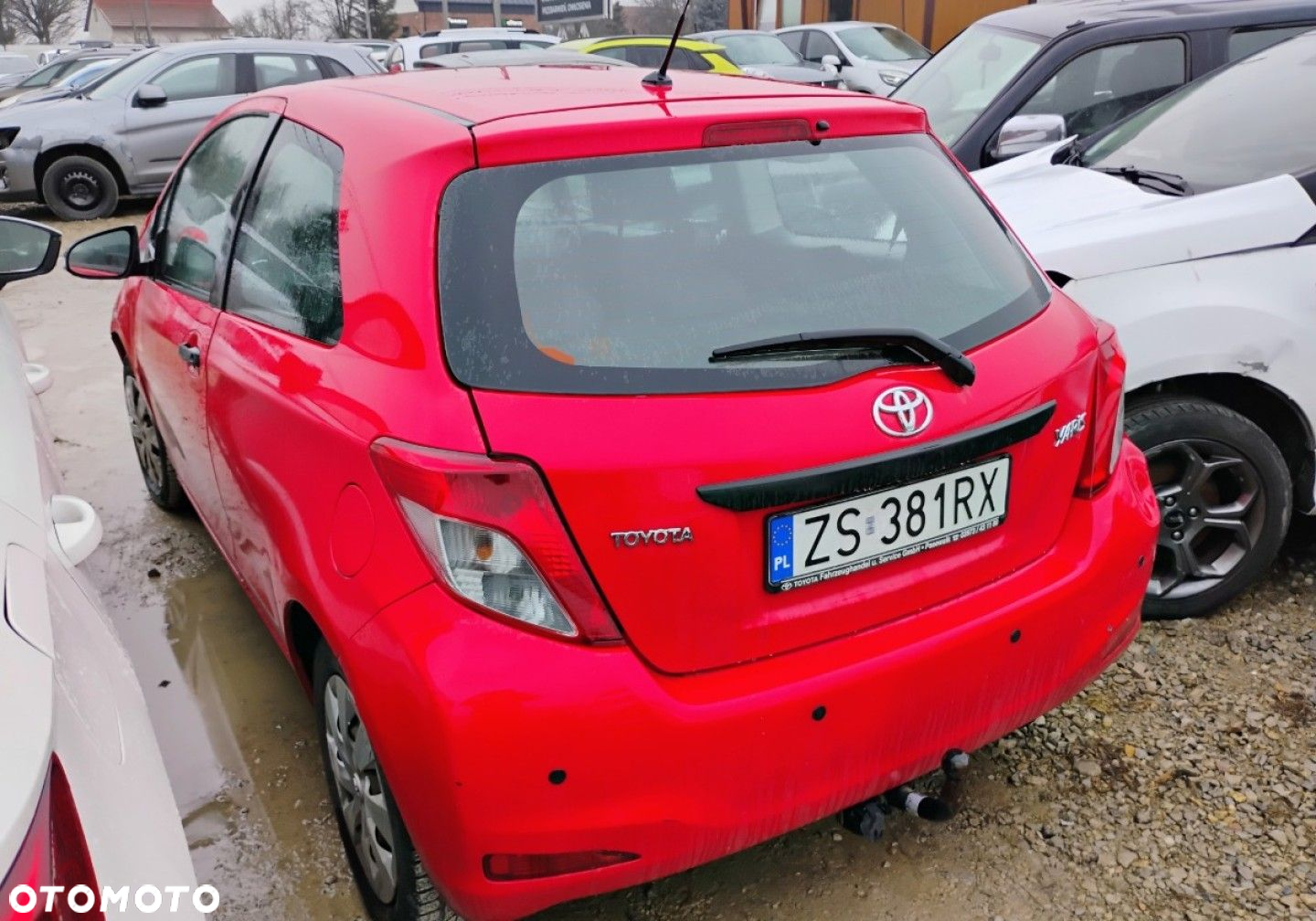 Toyota Yaris - 4