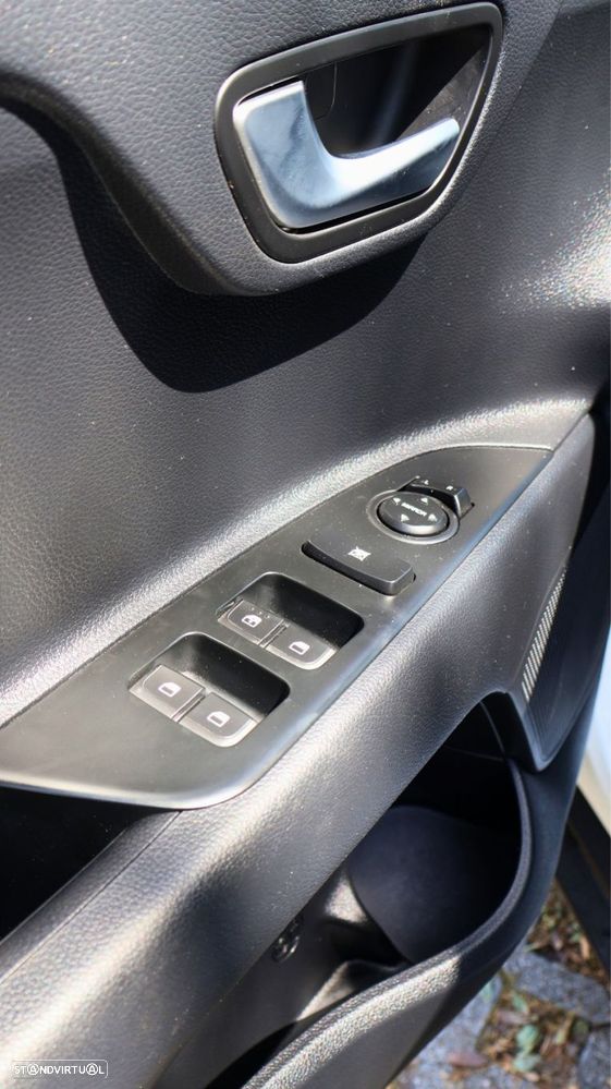 Kia Stonic 1.0 T-GDI Drive - 23