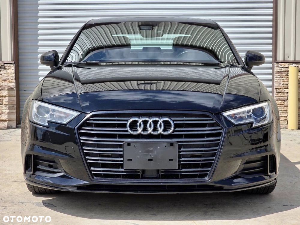 Audi A3 Limousine 40 TFSI quattro S tronic sport - 2