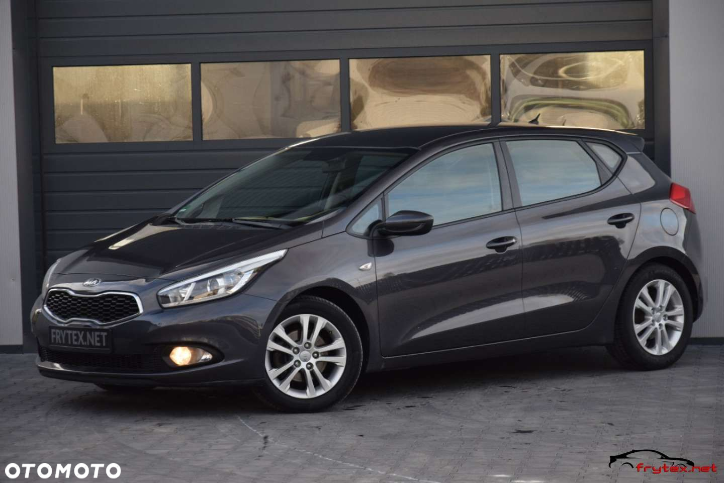 Kia Ceed - 9