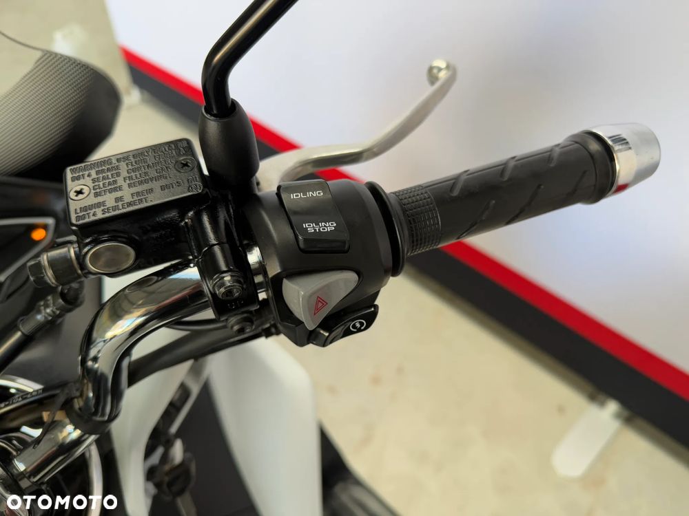 Honda PCX - 9