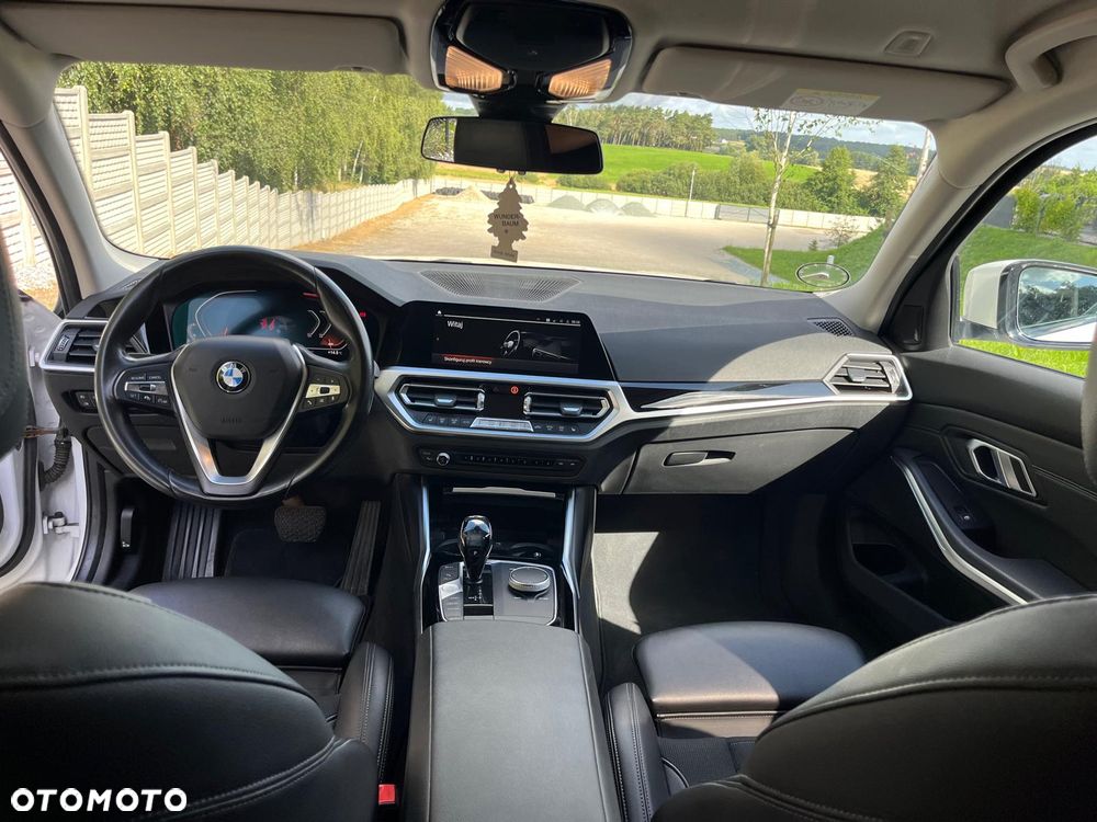BMW Seria 3 320d MHEV Sport Line - 7