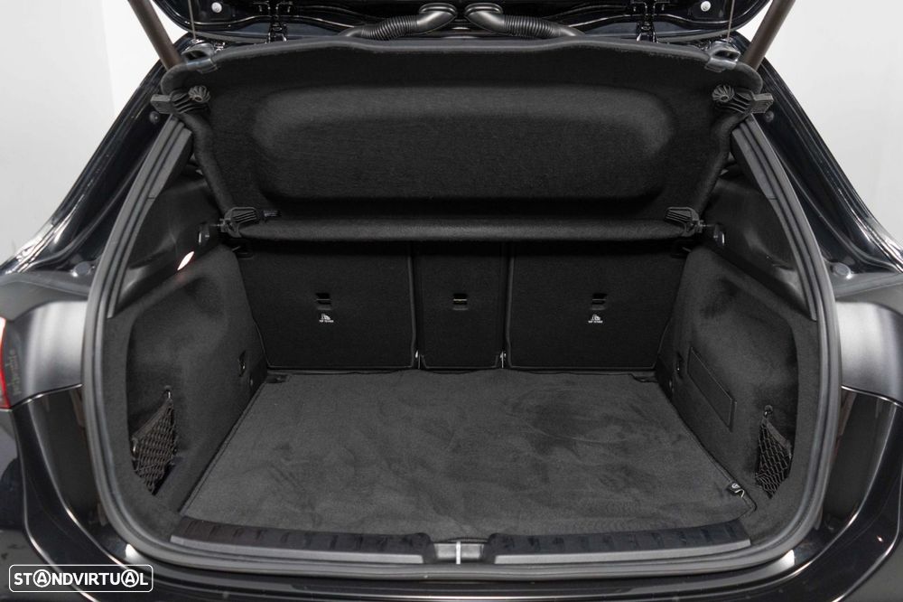 Mercedes-Benz GLA 250 e Progressive - 14
