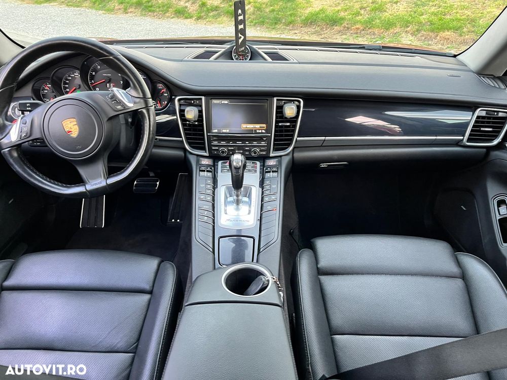 Porsche Panamera - 7