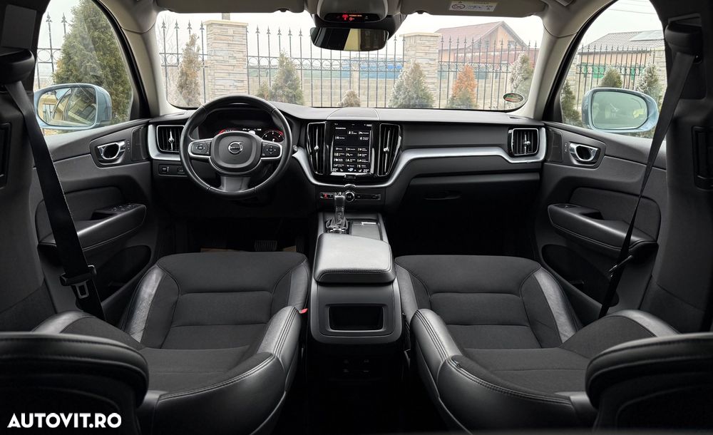 Volvo XC 60 D4 Geartronic Momentum Pro - 8