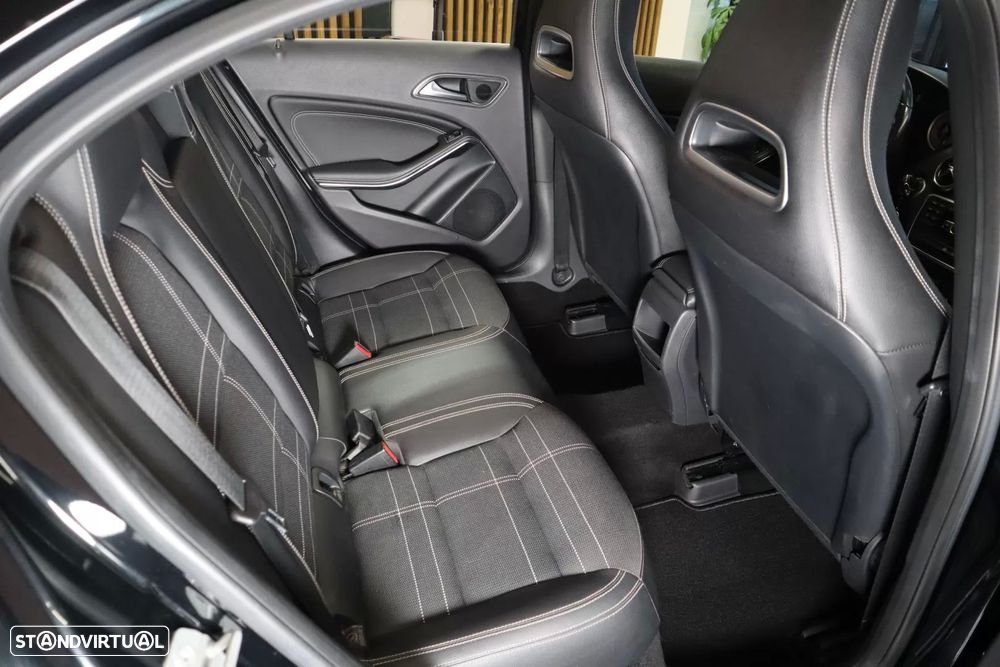 Mercedes-Benz A 180 CDi BE Edition Urban - 11