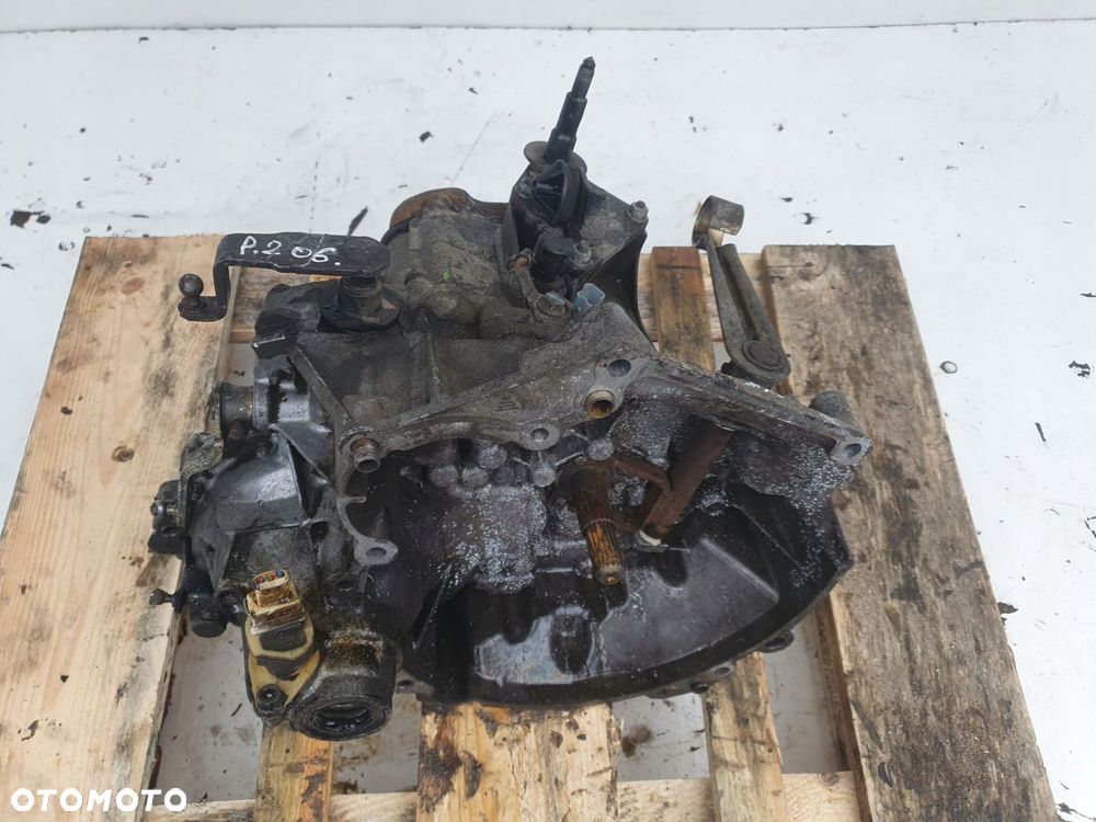 Peugeot 206 1.4 8V SKRZYNIA BIEGÓW 20CF08 manual manualna - 1