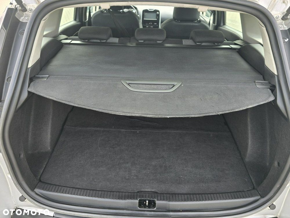 Renault Clio - 19