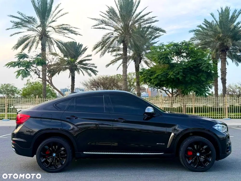 BMW X6 xDrive50i - 7