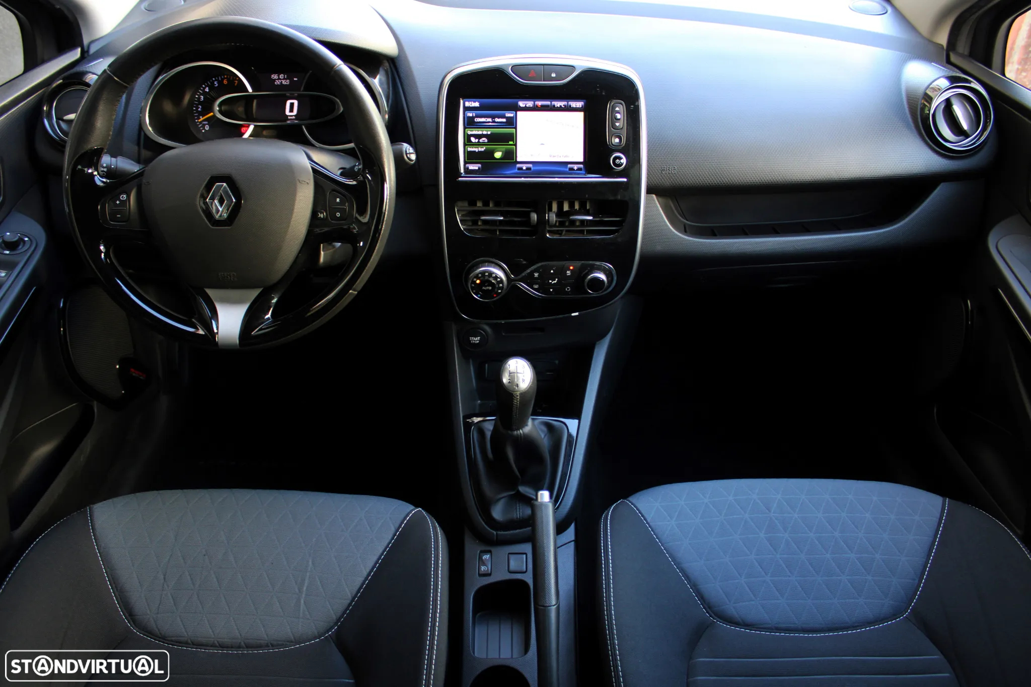 Renault Clio Sport Tourer 0.9 TCE - 17