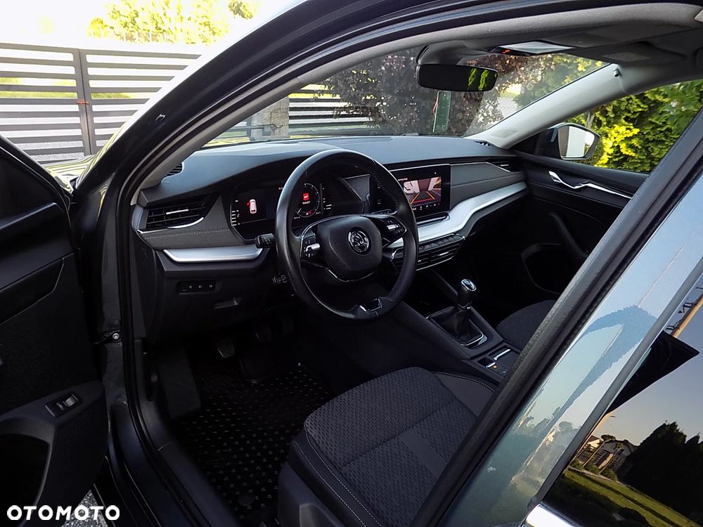 Skoda Octavia 1.5 TSI ACT Style - 33