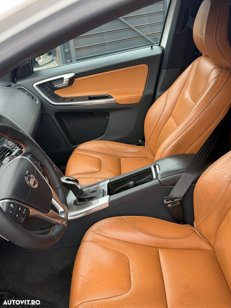 Volvo XC 60 D4 VEA Start-Stop Momentum - 9