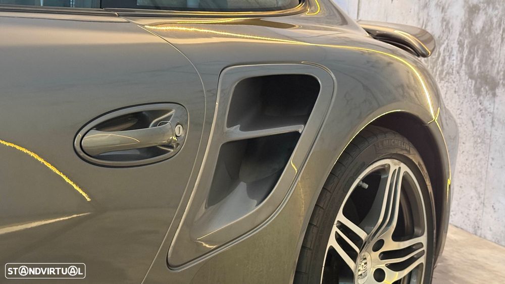 Porsche 911 (997) Turbo Tiptronic - 14