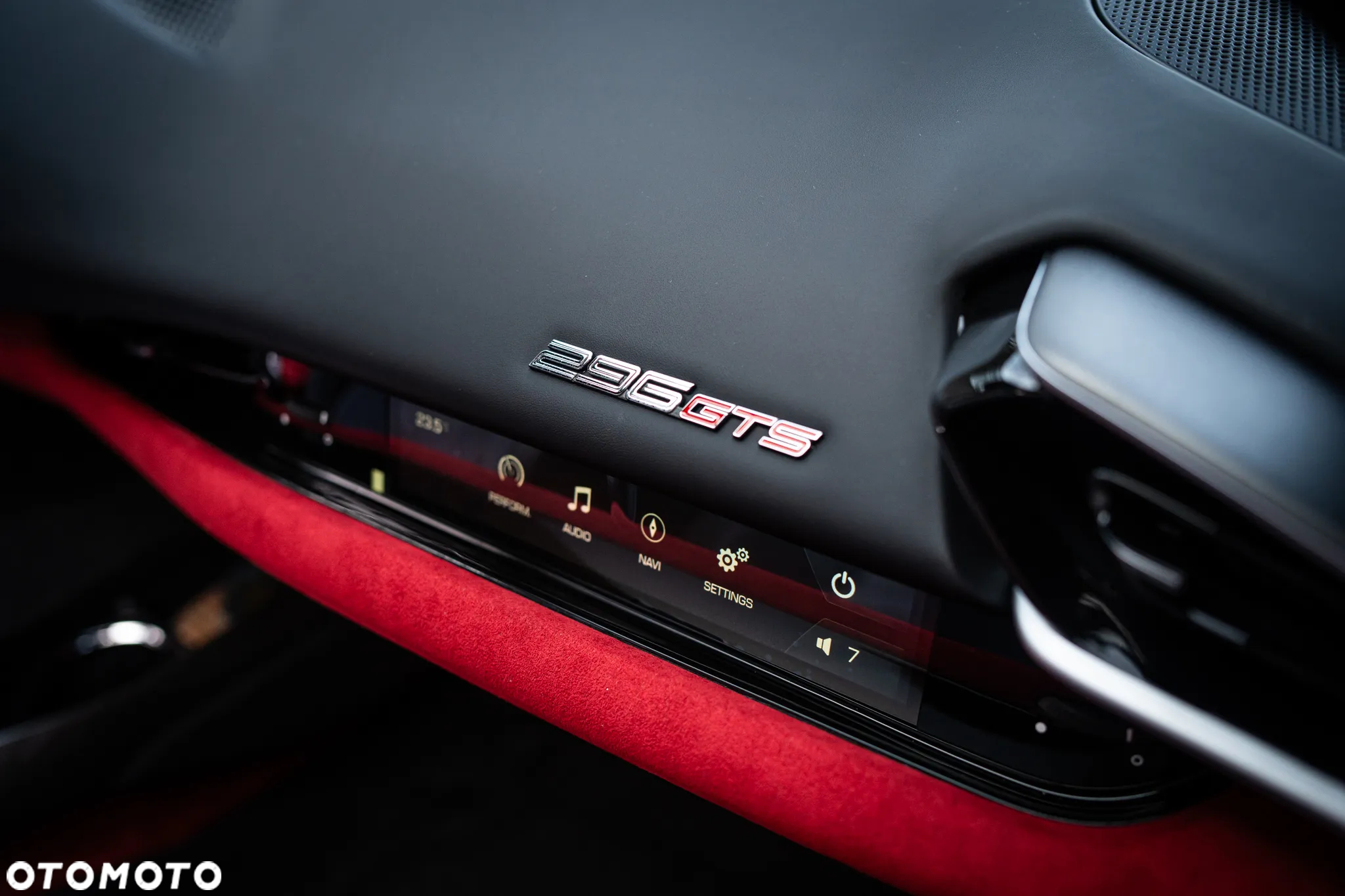 Ferrari 296 GTS - 21