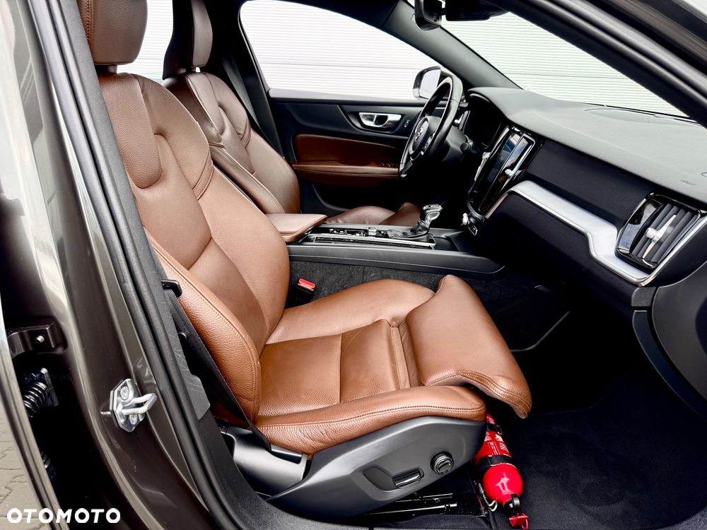 Volvo S60 T4 Geartronic Momentum - 33
