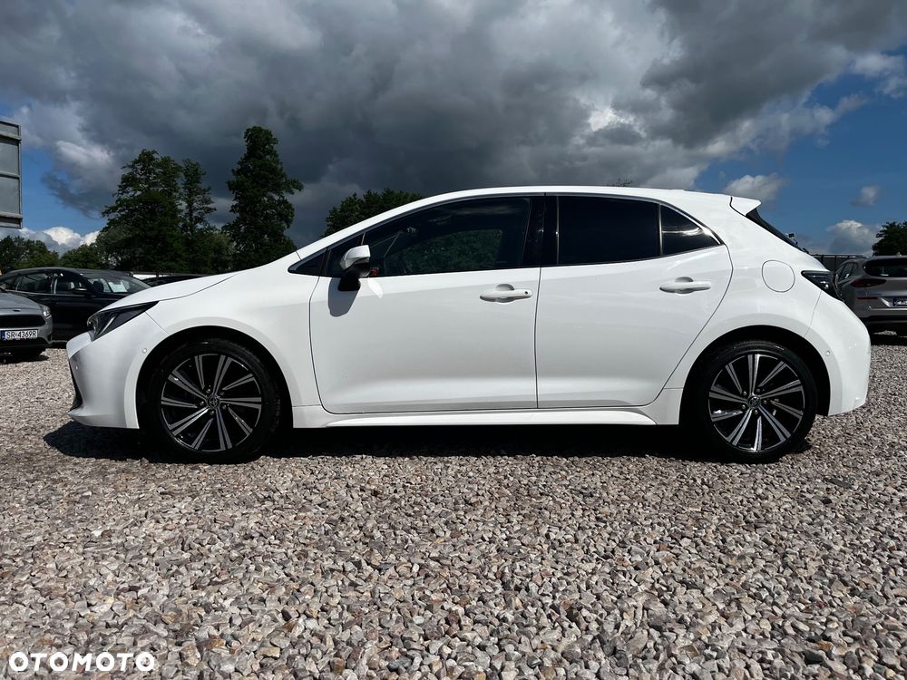 Toyota Corolla - 3