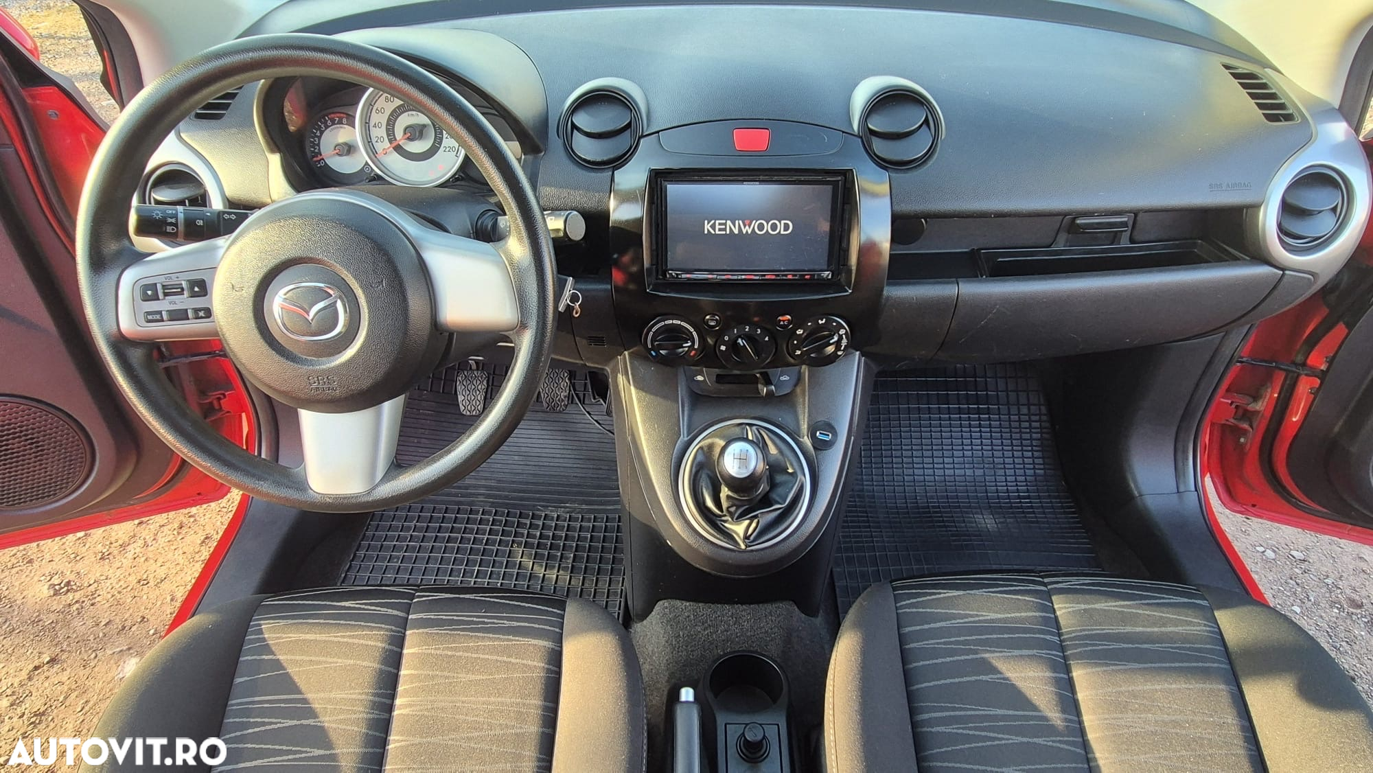 Mazda 2 1.3 Independence - 12