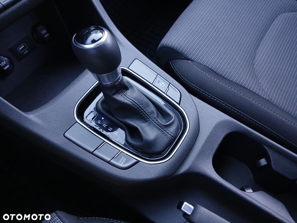 Hyundai i30 1.0 T-GDI GPF Classic + - 10