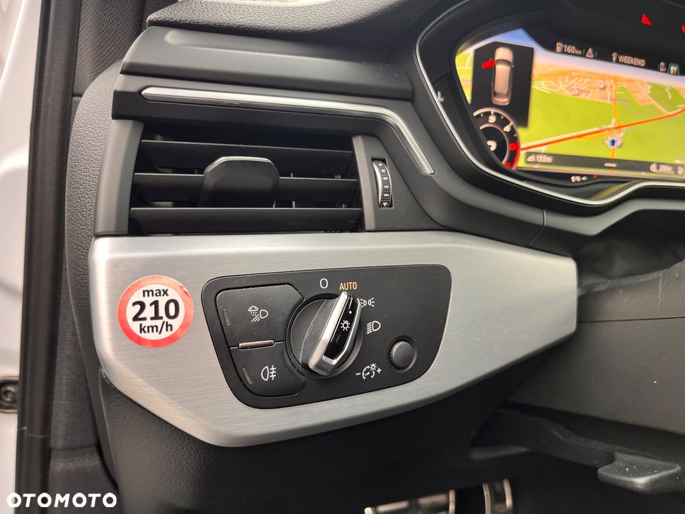 Audi A4 Avant 2.0 TDI Quattro S tronic - 14