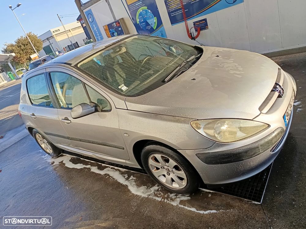 Peugeot 307 2002 photo 2