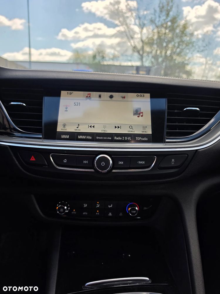 Opel Insignia - 15