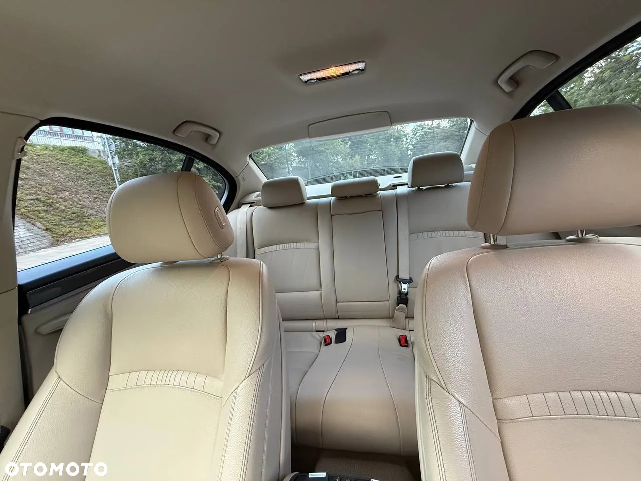 BMW Seria 5 525d xDrive - 9