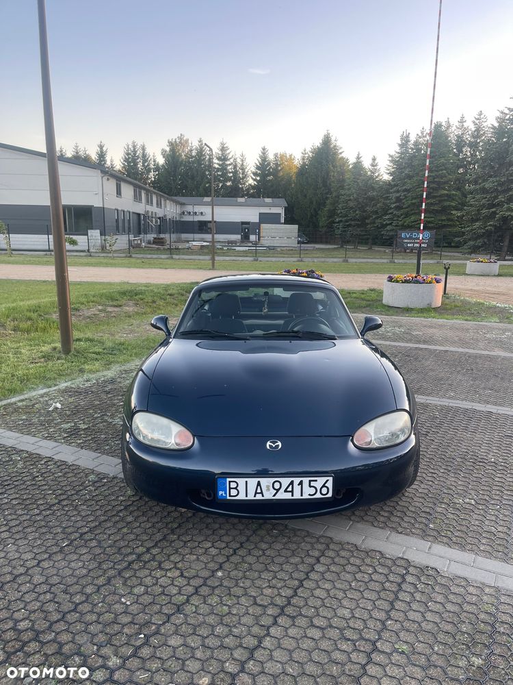 Mazda MX-5 1.6i 16V - 9