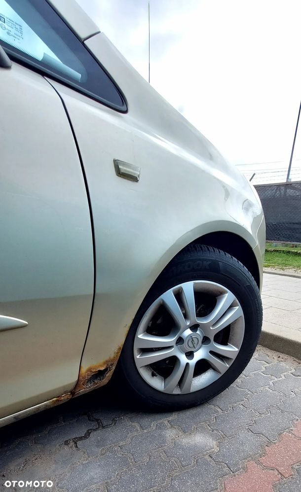 Opel Corsa - 8