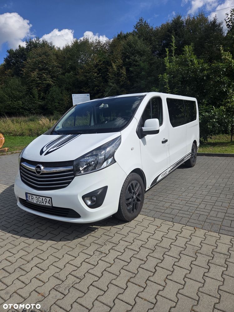 Opel Vivaro - 1