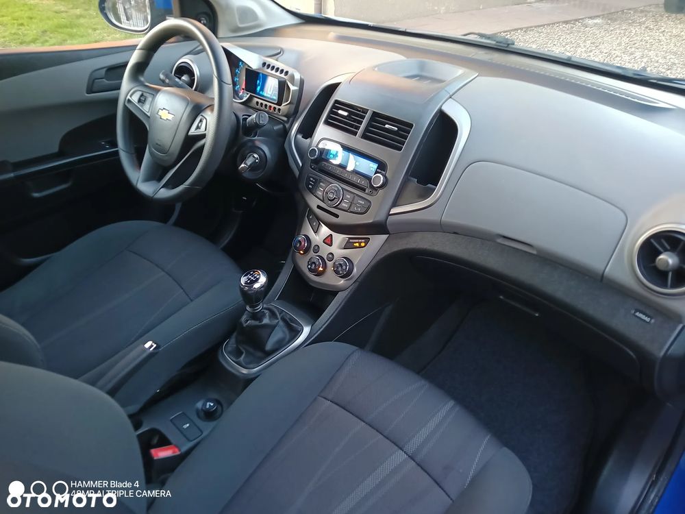 Chevrolet Aveo 1.2 LT - 20