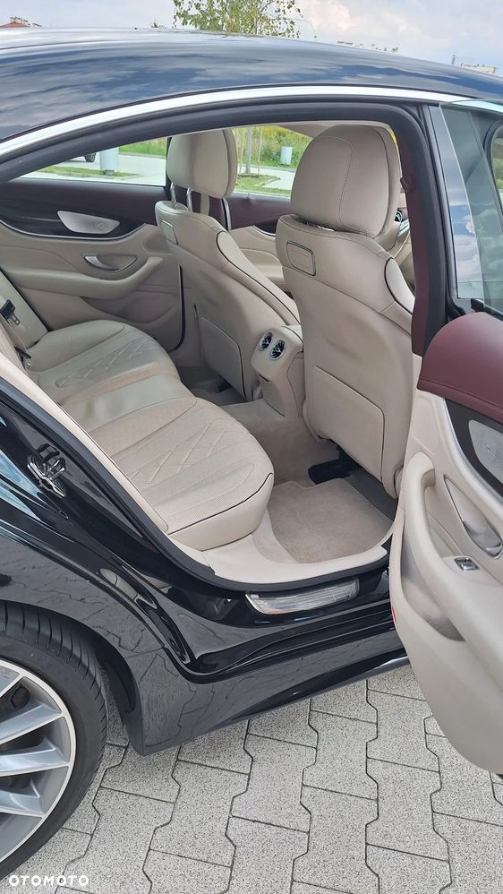 Mercedes-Benz CLS 400 d 4-Matic 9G-TRONIC - 33