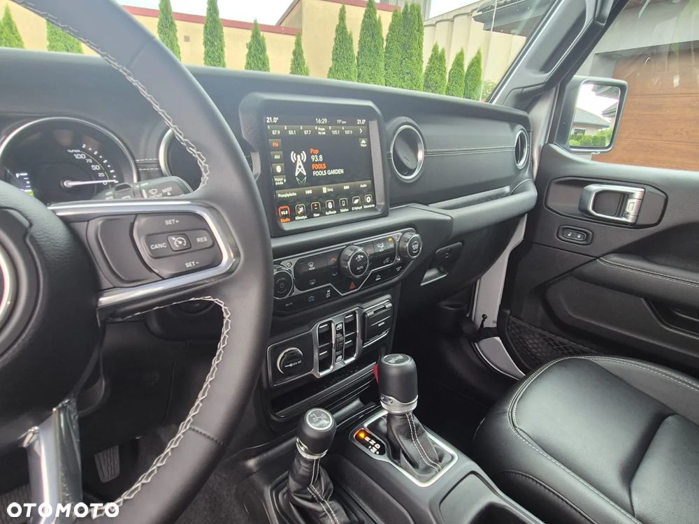 Jeep Wrangler ver-unlimited-2-0-4xe-plug--in-hybrid-hardtop-sahara - 17