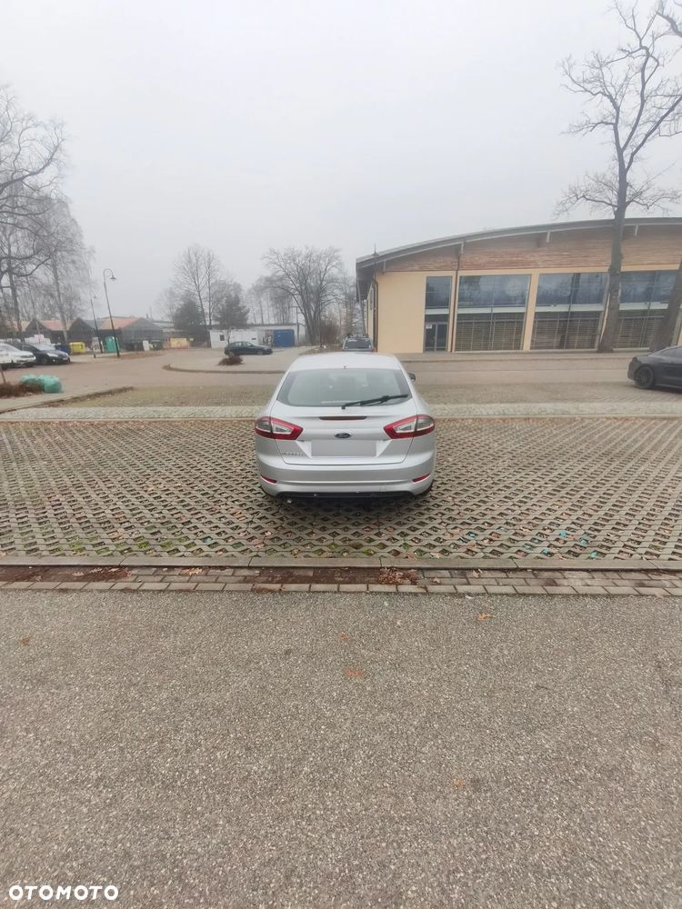 Ford Mondeo 2.0 TDCi Titanium - 18