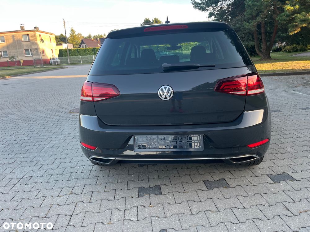 Volkswagen Golf 2.0 TDI BlueMotion Technology Edition - 28