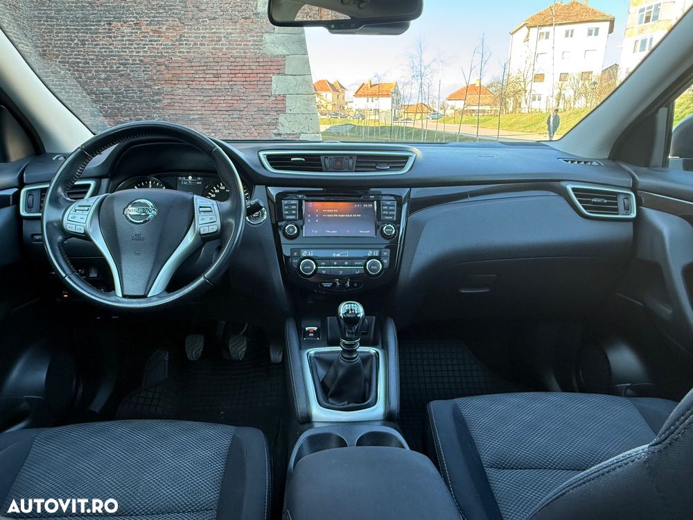 Nissan Qashqai 1.6 DCI ALL-MODE 4x4i TEKNA+ - 24