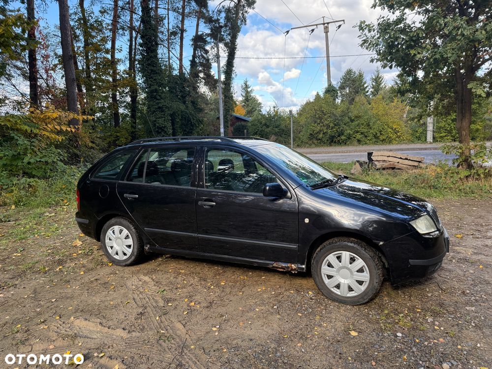 Skoda Fabia 1.4 16V Comfort - 4