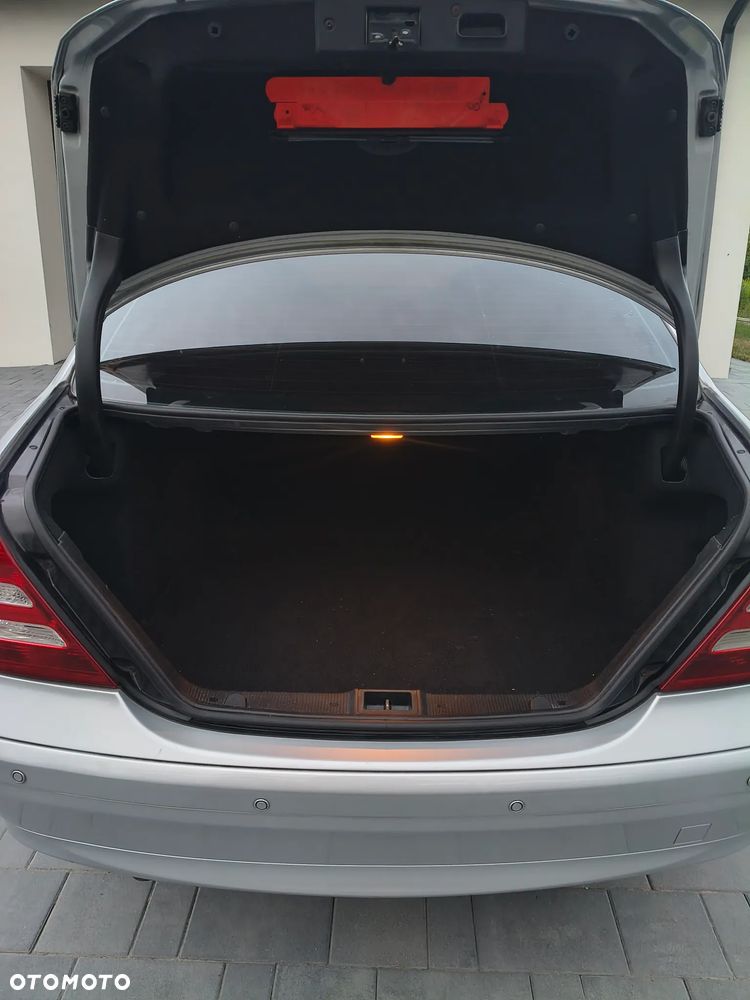 Mercedes-Benz Klasa C 220 CDI Automatik Elegance DPF - 8