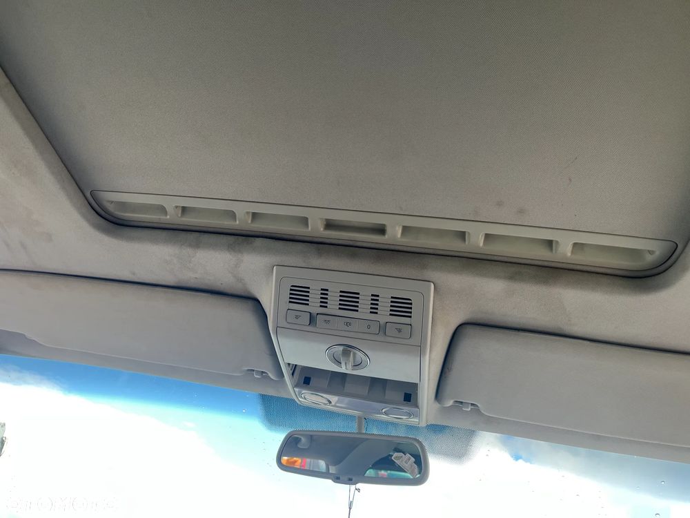 Volkswagen Transporter - 18