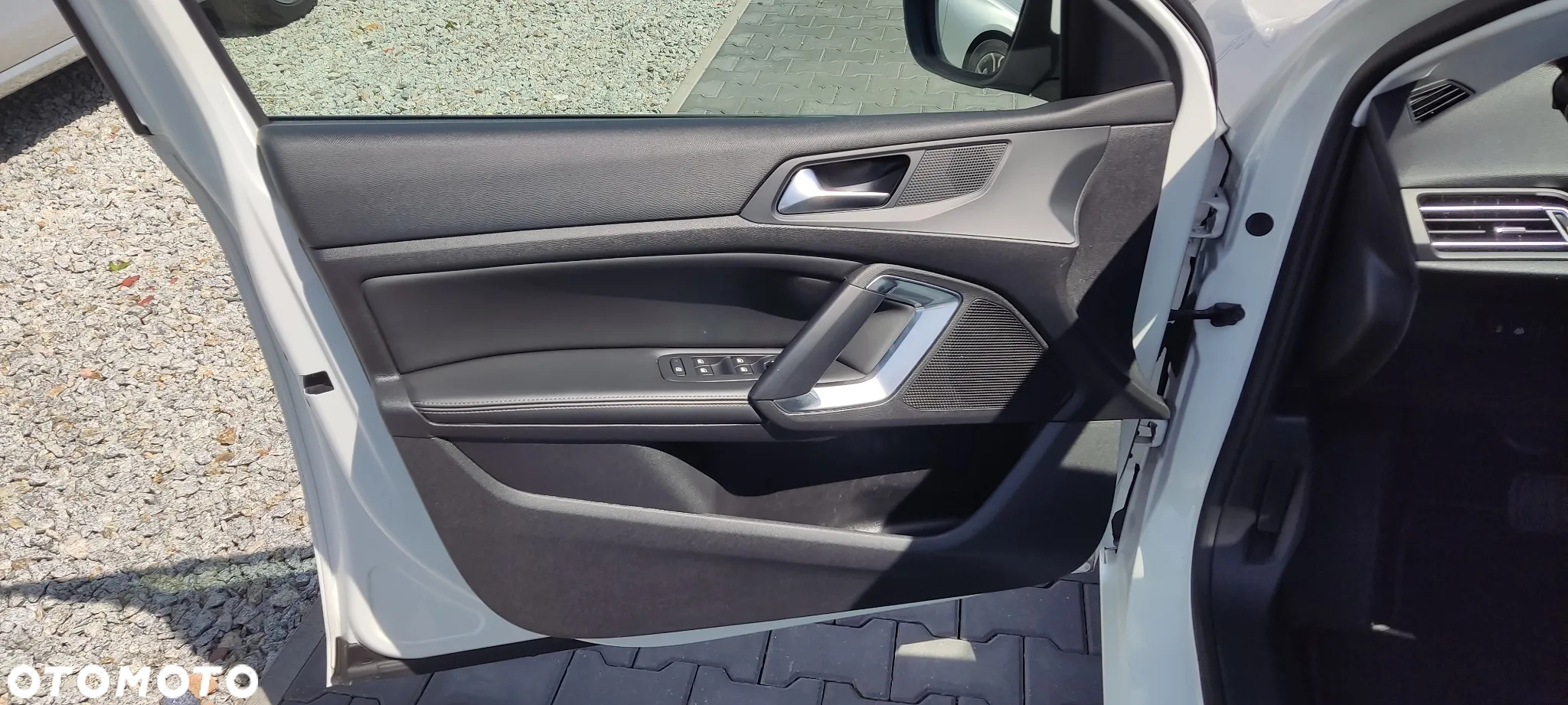 Peugeot 308 BlueHDi FAP 120 EAT6 Stop & Start Allure - 33
