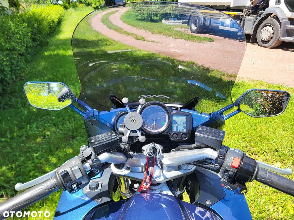 Yamaha FJR - 8