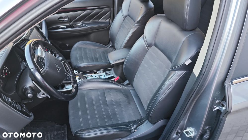 Mitsubishi Outlander Instyle - 21