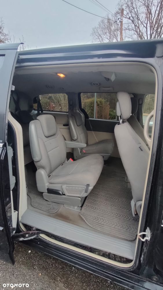 Chrysler Grand Voyager 2.8 CRD LX - 19