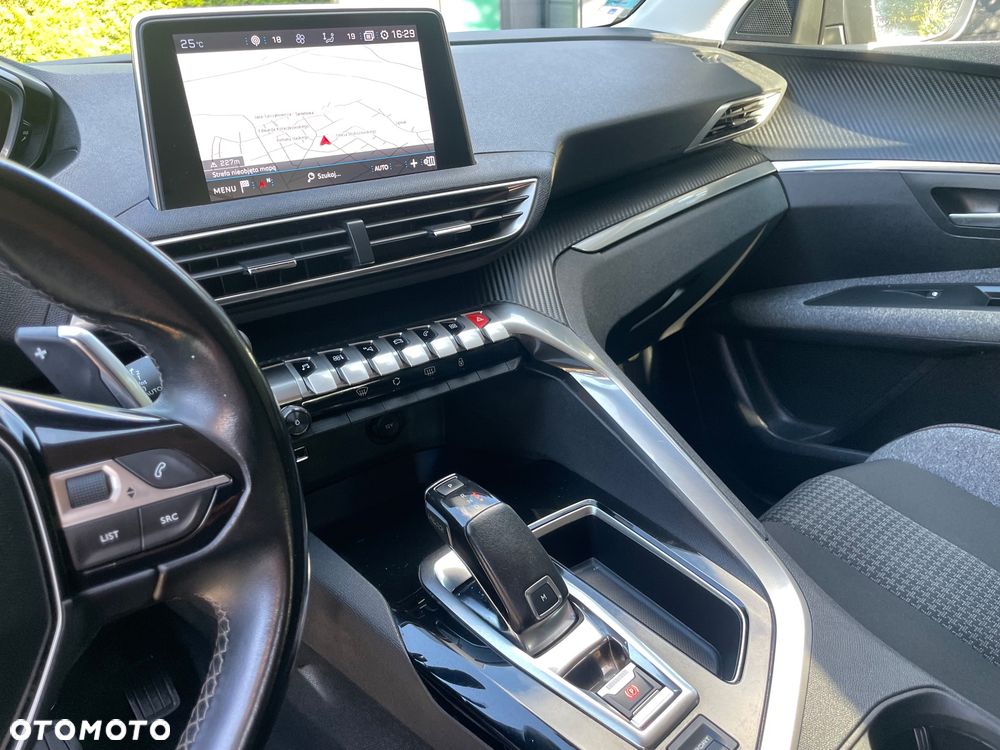 Peugeot 3008 1.5 BlueHDi Allure S&S EAT8 - 5