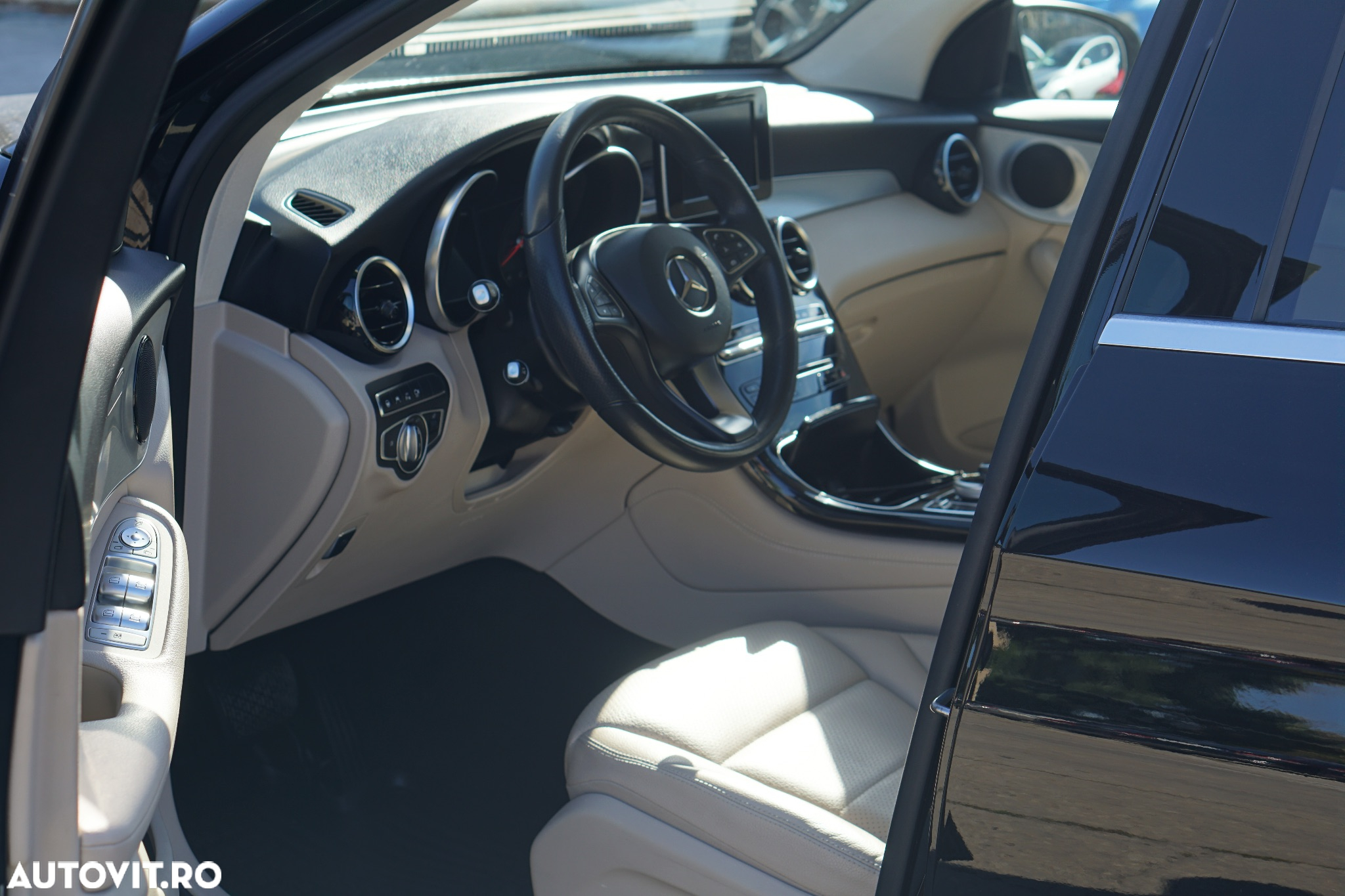 Mercedes-Benz GLC 250 d 4MATIC - 8