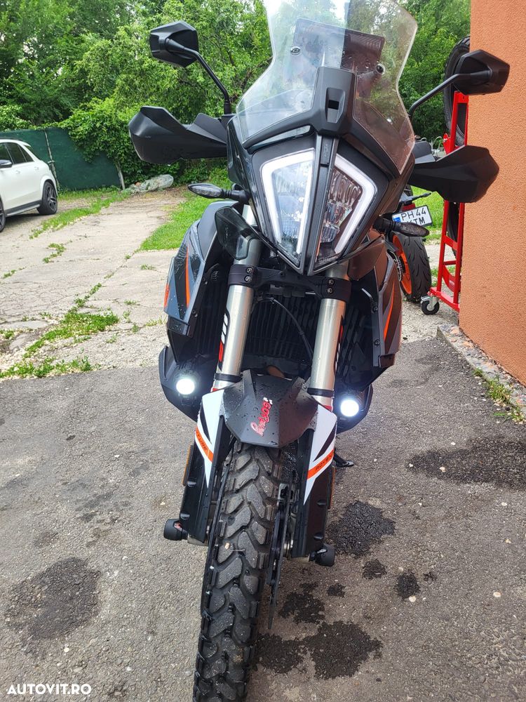 KTM 890 Adventure - 2
