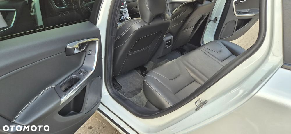 Volvo V60 D3 Momentum Core - 9