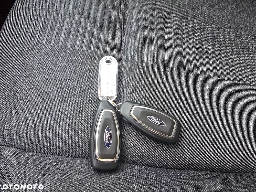 Ford Focus - 21