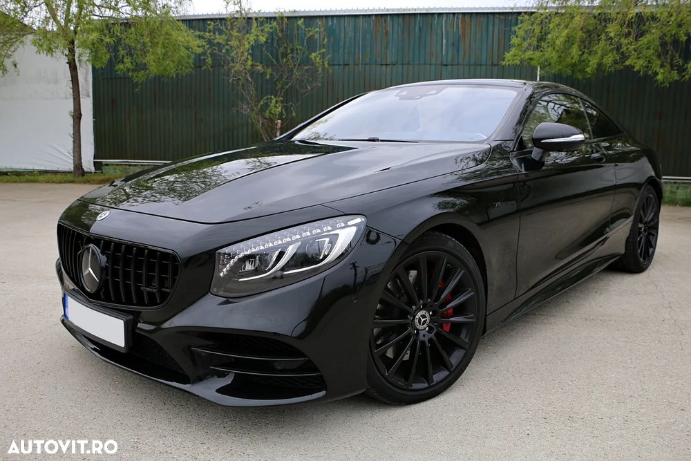 Mercedes-Benz S 560 4MATIC Coupe Aut - 12