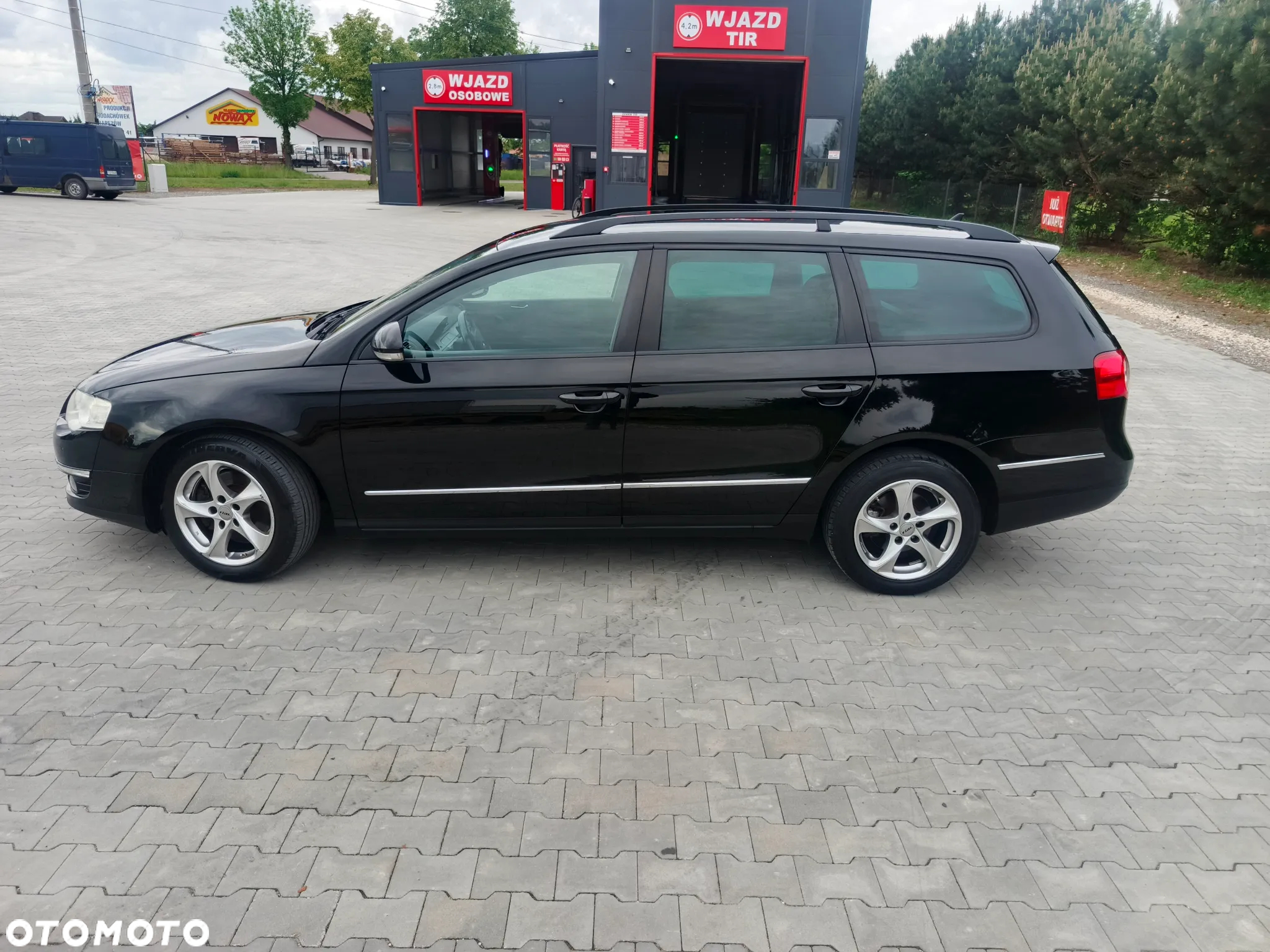 Volkswagen Passat 2.0 FSI Comfortline - 8