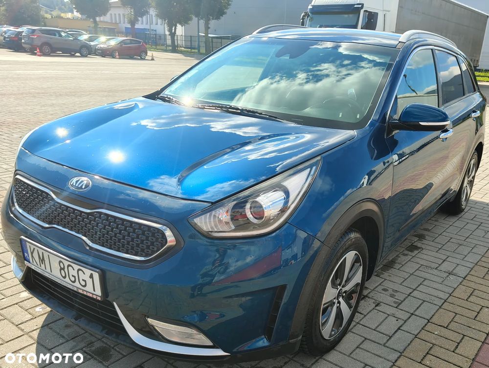 Kia Niro 1.6 GDI Hybrid L - 1